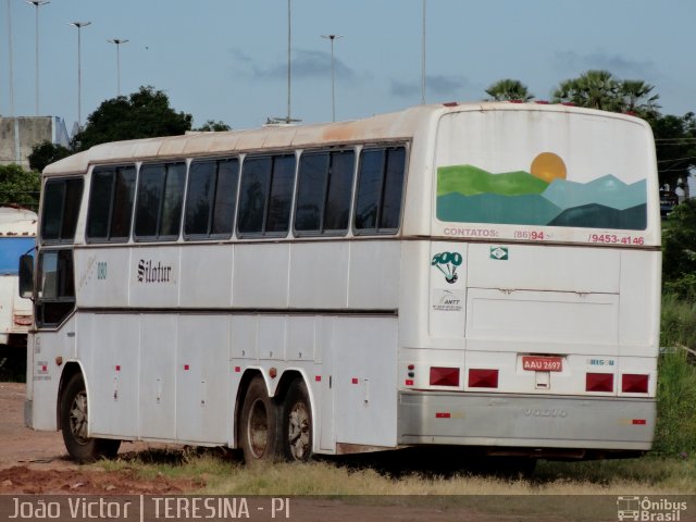 Silotur Turismo 080 na cidade de Teresina, Piauí, Brasil, por João Victor. ID da foto: 1018641.