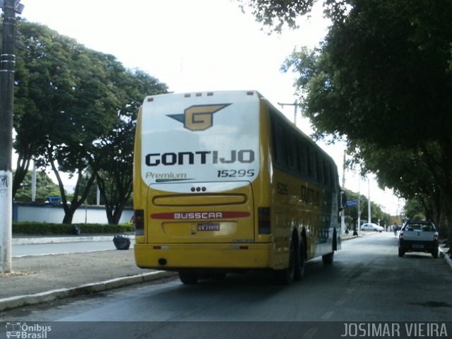 Empresa Gontijo de Transportes 15295 na cidade de Curvelo, Minas Gerais, Brasil, por Josimar Vieira. ID da foto: 1066037.