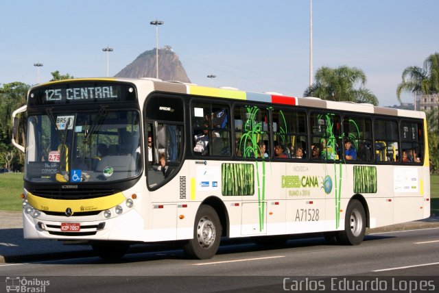 Viação Saens Peña A71528 na cidade de Rio de Janeiro, Rio de Janeiro, Brasil, por Carlos Eduardo Lopes. Número da foto: #1067279.