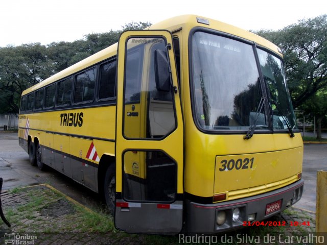 Viação Itapemirim 30021 na cidade de São Paulo, São Paulo, Brasil, por Rodrigo S. G Busólogo do Brasil. Número da foto: #1089796.