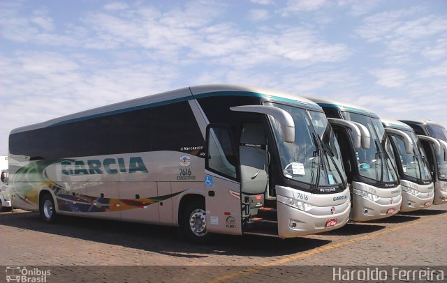 Viação Garcia 7616 na cidade de Londrina, Paraná, Brasil, por Haroldo Ferreira. Número da foto: #1091745.