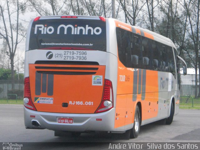 Transturismo Rio Minho RJ 166.061 na cidade de Rio de Janeiro, Rio de Janeiro, Brasil, por André Vitor  Silva dos Santos. Número da foto: #1099057.
