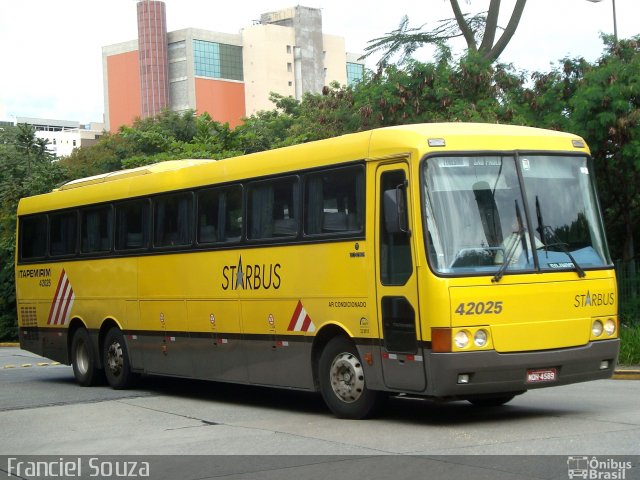 Viação Itapemirim 42025 na cidade de São Paulo, São Paulo, Brasil, por Franciel Souza. Número da foto: #1101383.