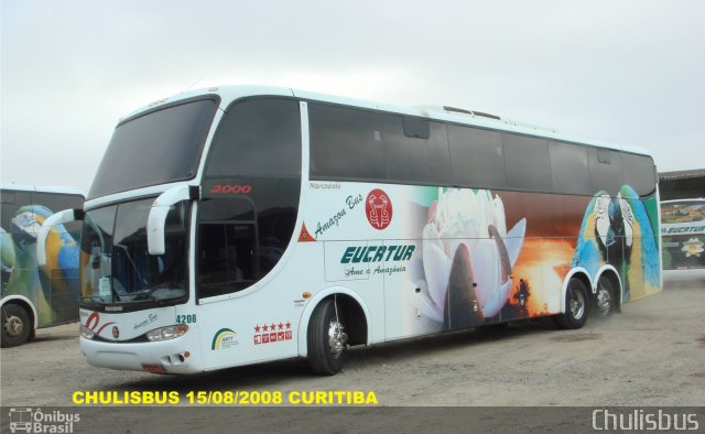 Eucatur - Empresa União Cascavel de Transportes e Turismo 4208 na cidade de Curitiba, Paraná, Brasil, por Paulo Roberto Chulis. ID da foto: 1103861.