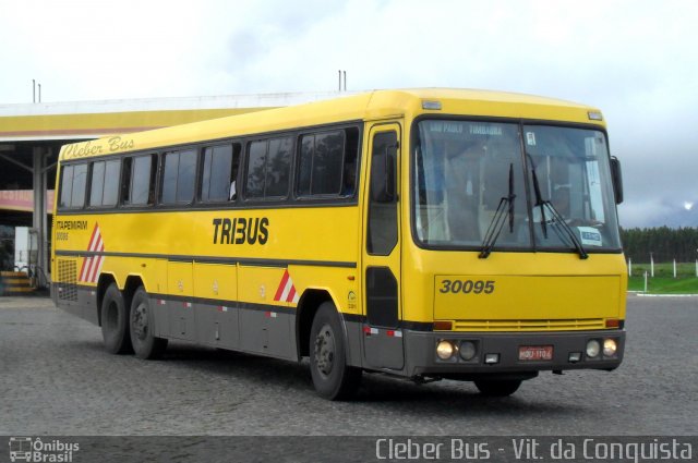 Viação Itapemirim 30095 na cidade de Vitória da Conquista, Bahia, Brasil, por Cleber Bus. ID da foto: 1104368.