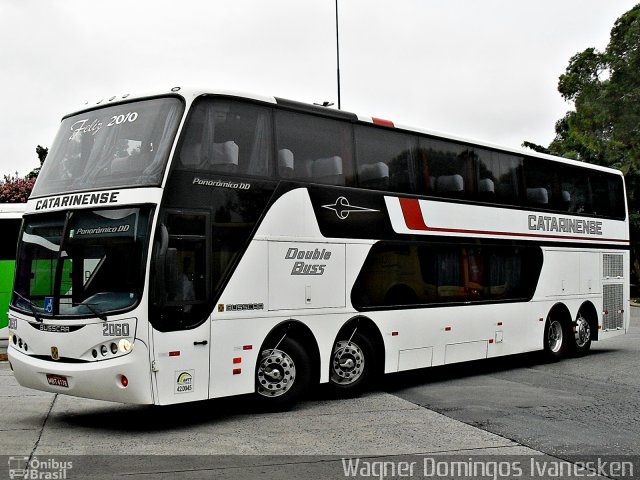 Auto Viação Catarinense 2060 na cidade de Curitiba, Paraná, Brasil, por Wagner Domingos Ivanesken. ID da foto: 1108087.