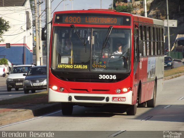 Expresso Luziense > Territorial Com. Part. e Empreendimentos 30036 na cidade de Belo Horizonte, Minas Gerais, Brasil, por Brendon  Resende. Número da foto: #1112353.