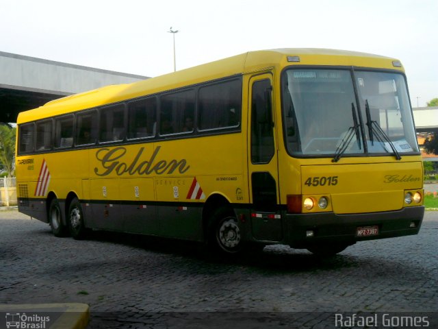 Viação Itapemirim 45015 na cidade de Campos dos Goytacazes, Rio de Janeiro, Brasil, por Rafael Gomes . Número da foto: #1110474.