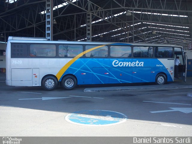 Viação Cometa 7620 na cidade de Santos, São Paulo, Brasil, por Daniel Santos Sardi. ID da foto: 1116388.