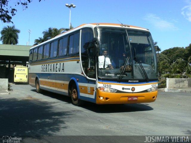 Viação Sertaneja 1250 na cidade de Curvelo, Minas Gerais, Brasil, por Josimar Vieira. Número da foto: #1115148.