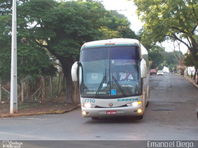 Viação Garcia 7790 na cidade de Apucarana, Paraná, Brasil, por Emanoel Diego.. Número da foto: #1119712.