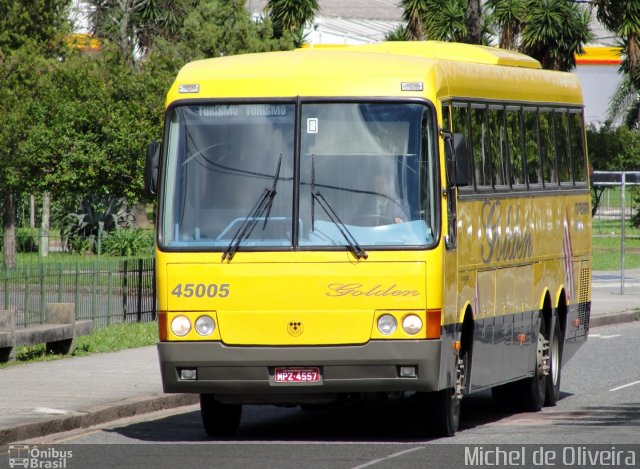 Viação Itapemirim 45005 na cidade de Curitiba, Paraná, Brasil, por Michel de Oliveira. Número da foto: #1122259.