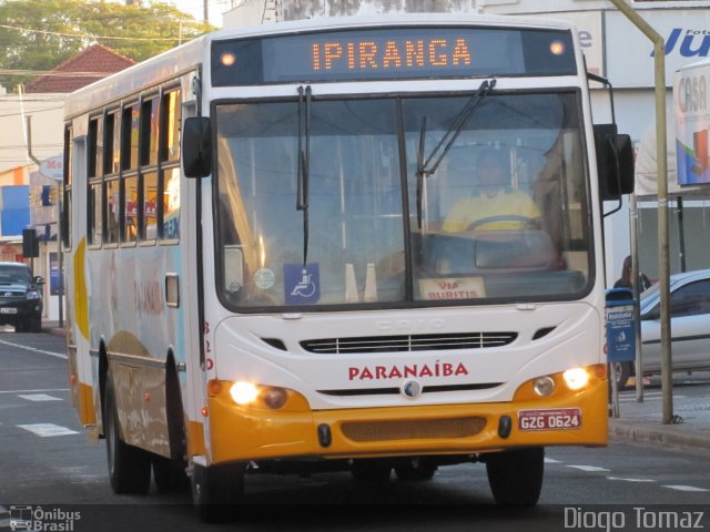 Viação Paranaíba 320 na cidade de Ituiutaba, Minas Gerais, Brasil, por Diogo Tomaz. ID da foto: 1120882.