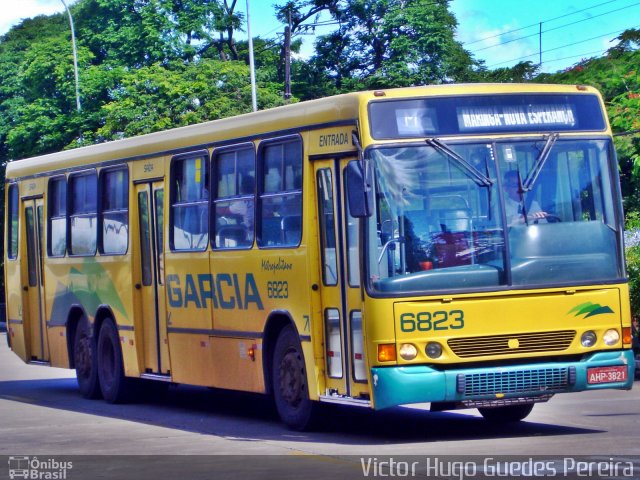 Viação Garcia 6823 na cidade de Maringá, Paraná, Brasil, por Victor Hugo Guedes Pereira. Número da foto: #1120880.