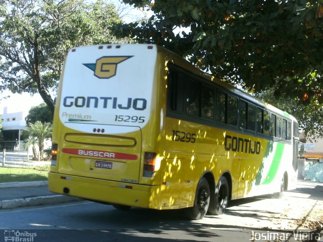 Empresa Gontijo de Transportes 15295 na cidade de Curvelo, Minas Gerais, Brasil, por Josimar Vieira. ID da foto: 1122860.