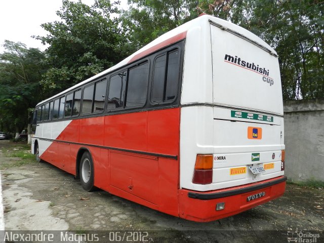 Ônibus Particulares JTF2293 na cidade de Rio de Janeiro, Rio de Janeiro, Brasil, por Alexandre  Magnus. Número da foto: #1123306.