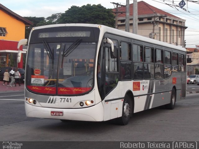 Metra - Sistema Metropolitano de Transporte 7741 na cidade de São Paulo, São Paulo, Brasil, por Roberto Teixeira. ID da foto: 1074600.