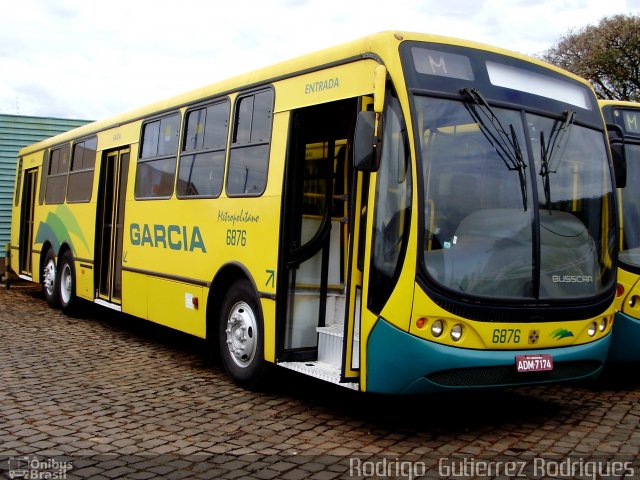 Viação Garcia 6876 na cidade de Londrina, Paraná, Brasil, por Rodrigo  Gutierrez Rodrigues. Número da foto: #1074927.