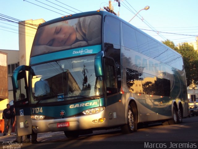 Viação Garcia 7174 na cidade de Londrina, Paraná, Brasil, por Marcos Jeremias. ID da foto: 1078569.