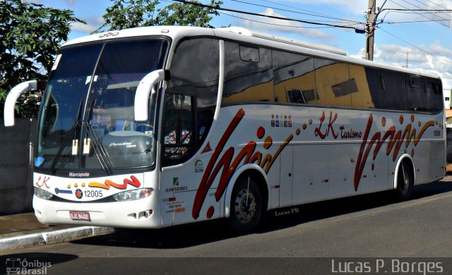 LK Transportadora Turística 12005 na cidade de Araxá, Minas Gerais, Brasil, por Lucas Borges . Número da foto: #1081618.