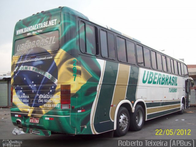 Uberbrasil Turismo 297 na cidade de São Paulo, São Paulo, Brasil, por Roberto Teixeira. ID da foto: 1082013.