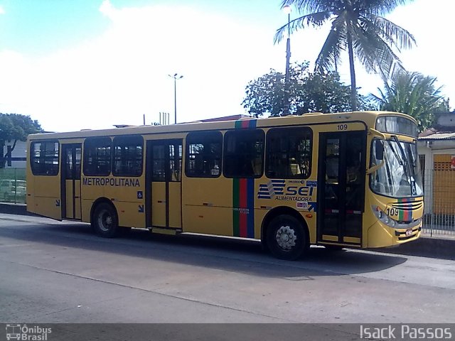 Rodoviária Metropolitana 109 na cidade de Recife, Pernambuco, Brasil, por Isack Passos. ID da foto: 1144389.