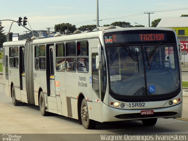 Leblon Transporte de Passageiros 15R92 na cidade de Curitiba, Paraná, Brasil, por Wagner Domingos Ivanesken. Número da foto: #1144150.