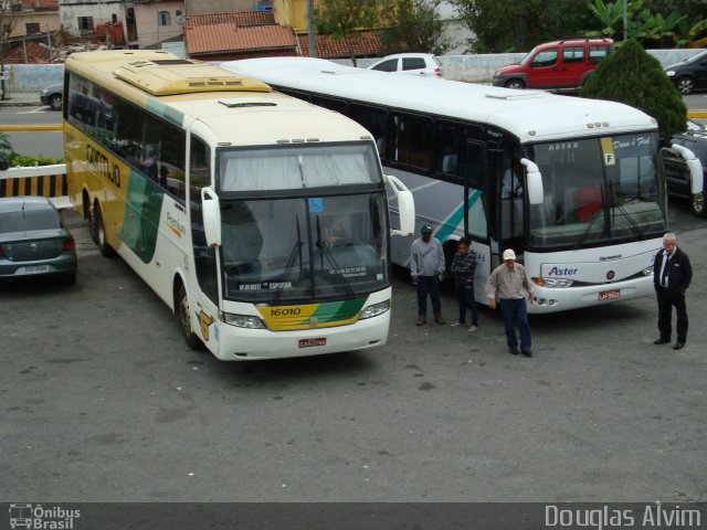 Empresa Gontijo de Transportes 16010 na cidade de Aparecida, São Paulo, Brasil, por Douglas Alvim. Número da foto: #1144781.