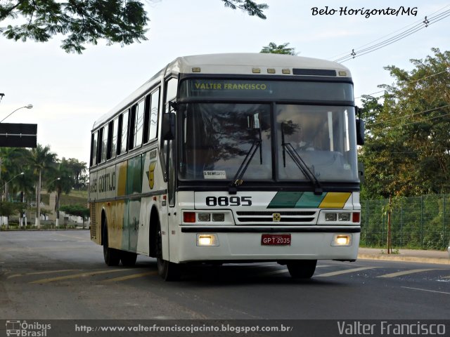 Empresa Gontijo de Transportes 8895 na cidade de Belo Horizonte, Minas Gerais, Brasil, por Valter Francisco. Número da foto: #1147050.