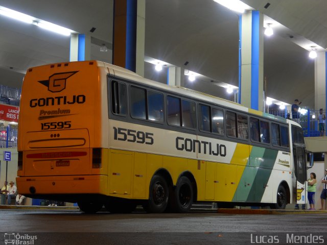 Empresa Gontijo de Transportes 15595 na cidade de Montes Claros, Minas Gerais, Brasil, por Lucas  Mendes. ID da foto: 1153696.