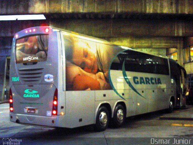 Viação Garcia 7004 na cidade de Curitiba, Paraná, Brasil, por Osmar Junior. Número da foto: #1155429.