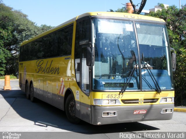 Viação Itapemirim 45237 na cidade de São Paulo, São Paulo, Brasil, por Rogério Teixeira Varadi. Número da foto: #1155406.