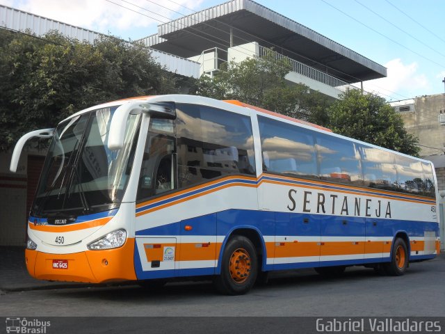 Viação Sertaneja 450 na cidade de Divinópolis, Minas Gerais, Brasil, por Gabriel Valladares. Número da foto: #1158852.