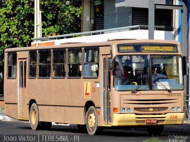 Empresa Dois Irmãos 134 na cidade de Teresina, Piauí, Brasil, por João Victor. Número da foto: #1161226.