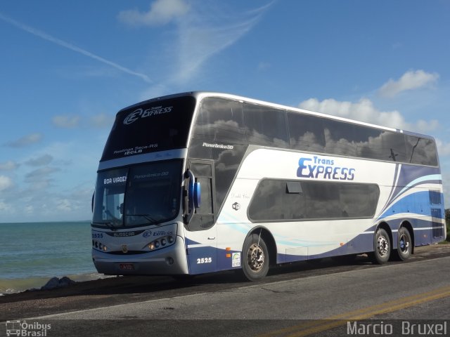 Trans Express 2525 na cidade de Porto Seguro, Bahia, Brasil, por Marcio  Bruxel. Número da foto: #1162091.