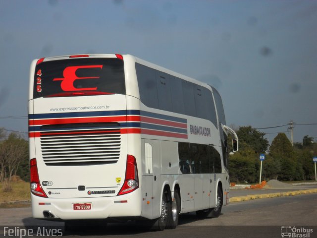 Expresso Embaixador 425 na cidade de Pelotas, Rio Grande do Sul, Brasil, por Felipe Alves. ID da foto: 1171346.