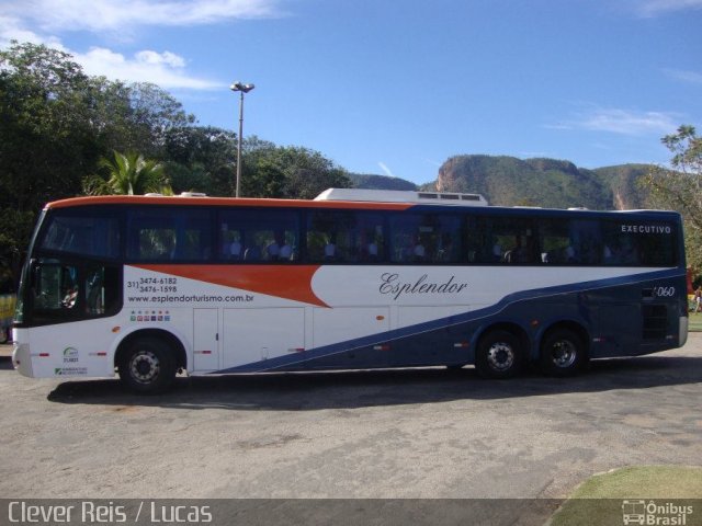 Esplendor Turismo 6060 na cidade de Caldas Novas, Goiás, Brasil, por Lucas Lopes. ID da foto: 1176913.