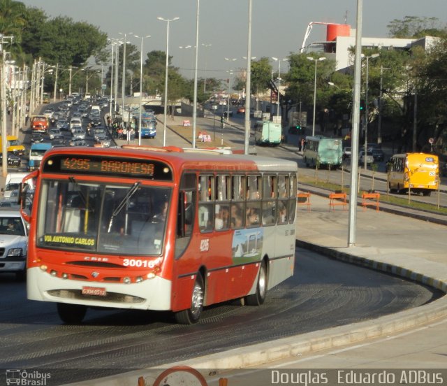 Expresso Luziense > Territorial Com. Part. e Empreendimentos 30016 na cidade de Belo Horizonte, Minas Gerais, Brasil, por Douglas  Eduardo Adbus. ID da foto: 1177418.