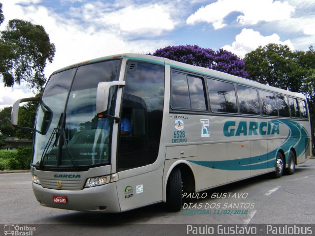 Viação Garcia 6528 na cidade de Curitiba, Paraná, Brasil, por Paulo Gustavo. Número da foto: #1179711.