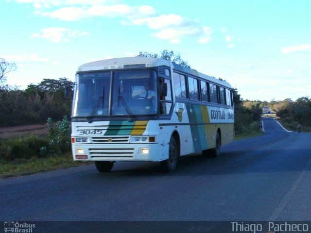 Empresa Gontijo de Transportes 3045 na cidade de Januária, Minas Gerais, Brasil, por Thiago  Pacheco. ID da foto: 1130536.