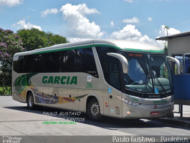 Viação Garcia 7266 na cidade de Curitiba, Paraná, Brasil, por Paulo Gustavo. ID da foto: 1186803.