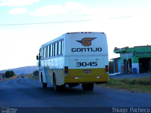 Empresa Gontijo de Transportes 3045 na cidade de Januária, Minas Gerais, Brasil, por Thiago  Pacheco. ID da foto: 1187534.