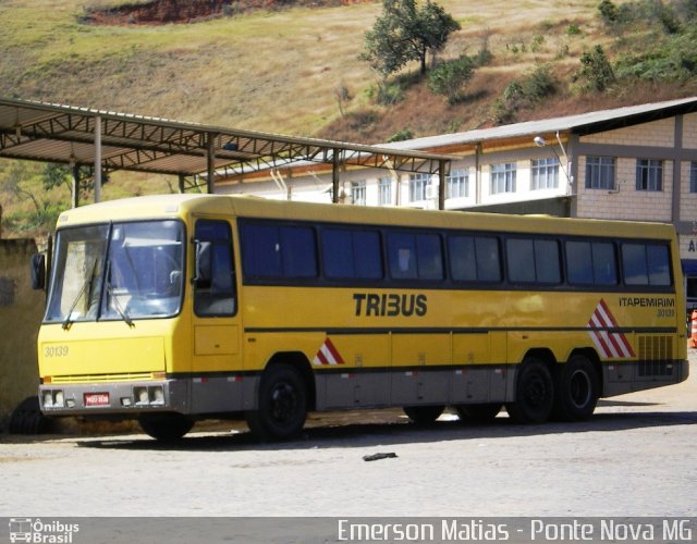 Viação Itapemirim 30139 na cidade de Manhuaçu, Minas Gerais, Brasil, por Emerson Matias de Oliveira Santos. Número da foto: #1190714.