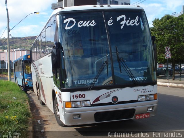 Giovani Chaves Turismo 1500 na cidade de João Monlevade, Minas Gerais, Brasil, por Antonio Carlos Fernandes. Número da foto: #1134839.