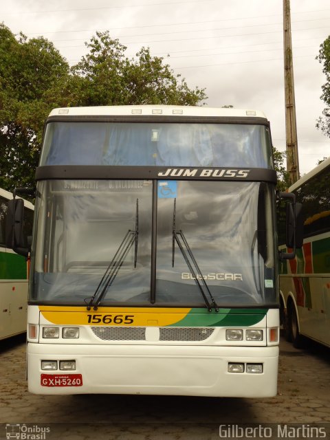 Empresa Gontijo de Transportes 15665 na cidade de Governador Valadares, Minas Gerais, Brasil, por Gilberto Martins. ID da foto: 1142028.