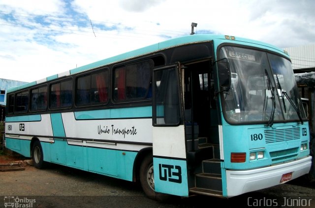 UTB - União Transporte Brasília 180 na cidade de Goiânia, Goiás, Brasil, por Carlos Júnior. ID da foto: 1192851.