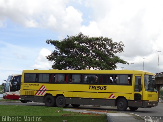 Viação Itapemirim 30045 na cidade de Vitória, Espírito Santo, Brasil, por Gilberto Martins. Número da foto: #1192874.