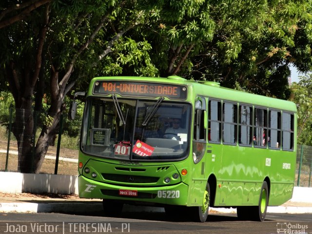 EMTRACOL - Empresa de Transportes Coletivos 05220 na cidade de Teresina, Piauí, Brasil, por João Victor. ID da foto: 1211499.