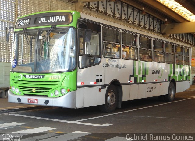 Viação Millenium 1021 na cidade de Piracicaba, São Paulo, Brasil, por Gabriel Ramos Gomes. Número da foto: #1212831.
