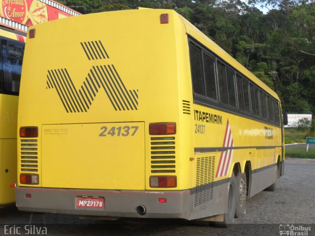 Viação Itapemirim 24137 na cidade de Manhuaçu, Minas Gerais, Brasil, por Eric Silva. Número da foto: #1211984.